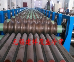 拼裝式波紋板成型機(jī)